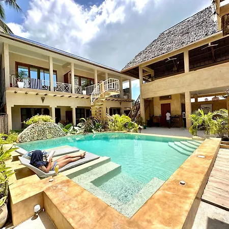Chikachika Beach B&B